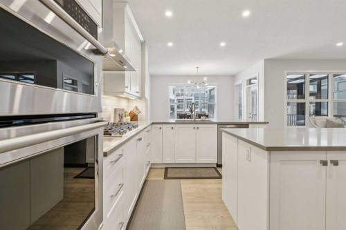 55 Sundown Crescent, Cochrane, AB 