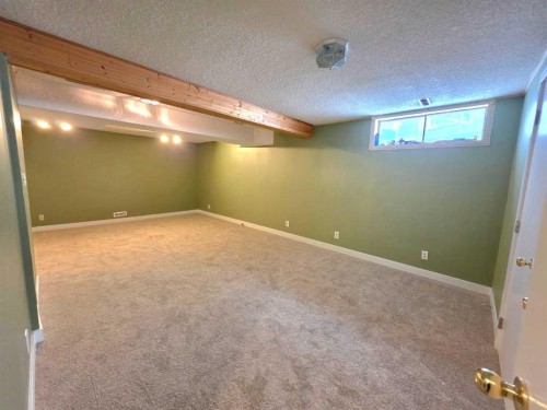 52 Sunvale Mews Se, Calgary, AB - Indoor