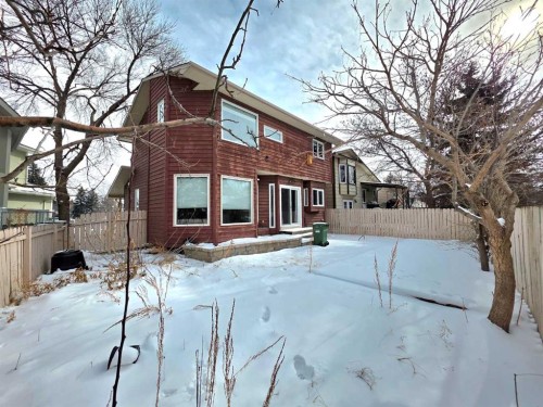 52 Sunvale Mews Se, Calgary, AB - Outdoor