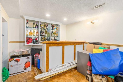 43 Millrise Crescent Sw, Calgary, AB - Indoor Photo Showing Other Room