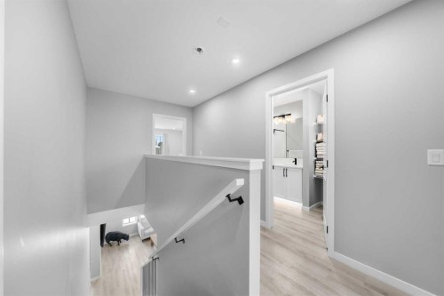 92 Wolf Gate, Okotoks, AB - Indoor Photo Showing Other Room