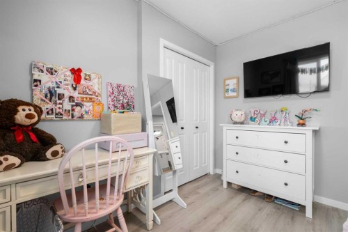 92 Wolf Gate, Okotoks, AB - Indoor