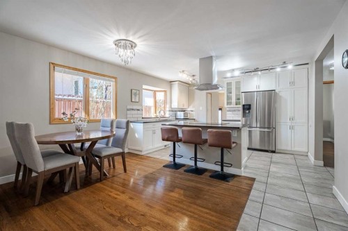 94 Brantford Crescent Nw, Calgary, AB - Indoor Photo Showing Other Room