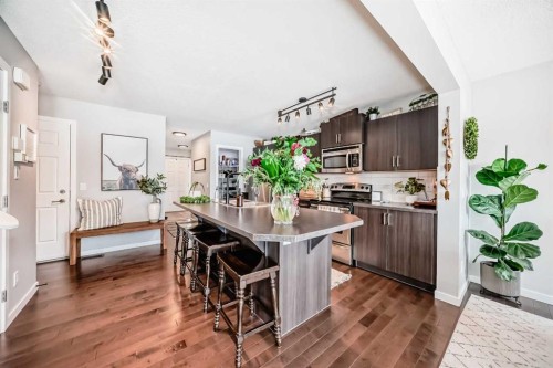 117 Sunset Common, Cochrane, AB - Indoor Photo Showing Kitchen