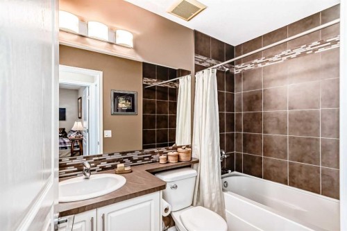 20 Mackenzie, Carstairs, AB - Indoor Photo Showing Bathroom