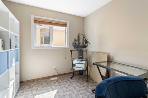 235 Everwillow Close Sw, Calgary, AB - Indoor