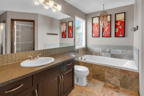 2235 Brightoncrest Green Se, Calgary, AB - Indoor Photo Showing Bathroom