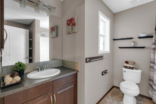 2235 Brightoncrest Green Se, Calgary, AB - Indoor Photo Showing Bathroom