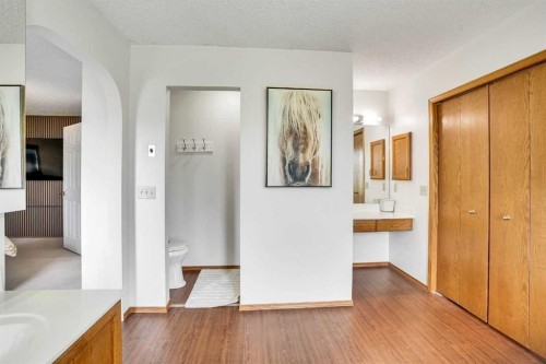 73 Riverview Close Se, Calgary, AB - Indoor