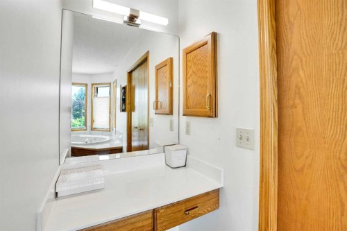 73 Riverview Close Se, Calgary, AB - Indoor Photo Showing Other Room