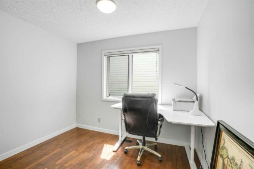 73 Riverview Close Se, Calgary, AB - Indoor Photo Showing Office