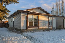 14 Sunnyside Place SE Airdrie, AB T4B 1S4