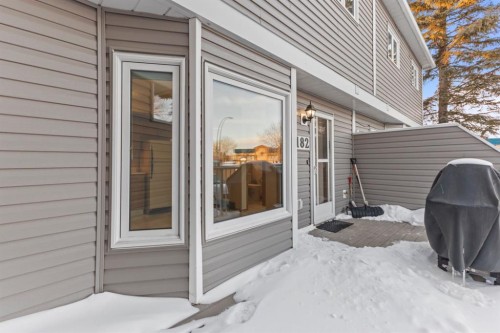 182 Riverglen Park Se, Calgary, AB - Outdoor With Exterior