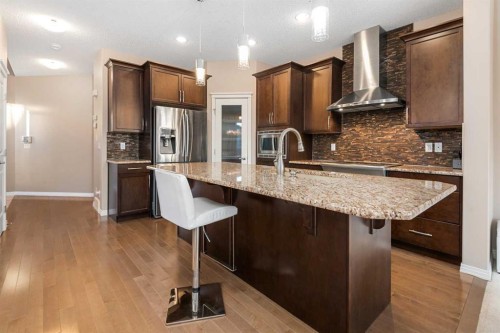 53 Sage Bank Link Nw, Calgary, AB - Indoor Photo Showing Kitchen With Stainless Steel Kitchen With Upgraded Kitchen