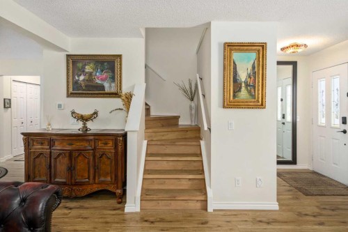 76 Sunlake Gardens Se, Calgary, AB - Indoor Photo Showing Other Room