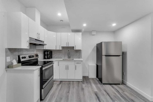 521 Corner Meadows Way Ne, Calgary, AB - Indoor Photo Showing Kitchen With Stainless Steel Kitchen