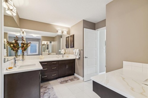 11 Aspen Vista Way Sw, Calgary, AB 