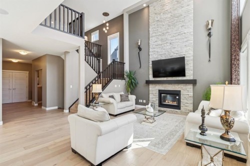 11 Aspen Vista Way Sw, Calgary, AB 