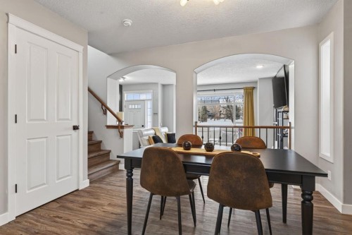 43 Drake Landing Common, Okotoks, AB 