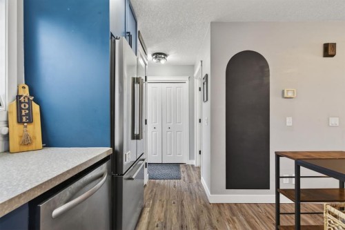 43 Drake Landing Common, Okotoks, AB 