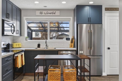 43 Drake Landing Common, Okotoks, AB 