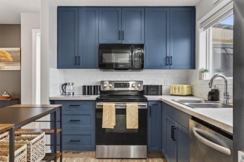 43 Drake Landing Common, Okotoks, AB 