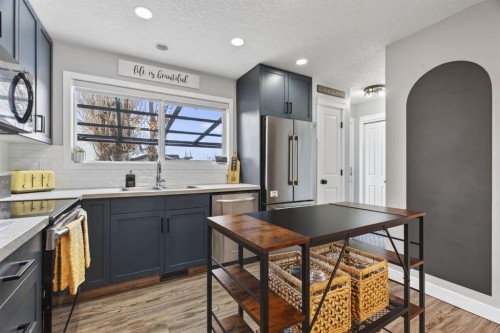 43 Drake Landing Common, Okotoks, AB 