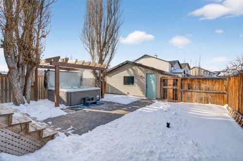 43 Drake Landing Common, Okotoks, AB 