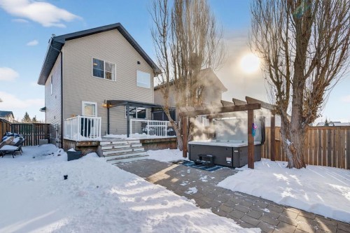43 Drake Landing Common, Okotoks, AB 