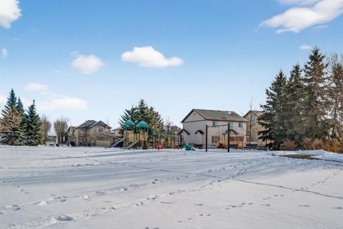 43 Drake Landing Common, Okotoks, AB 