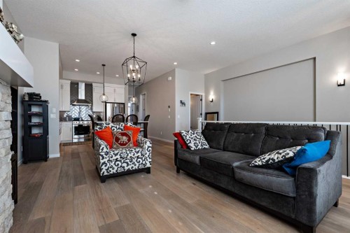 80 Mahogany Gardens Se, Calgary, AB - Indoor Photo Showing Living Room