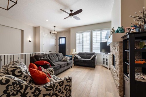 80 Mahogany Gardens Se, Calgary, AB - Indoor Photo Showing Living Room