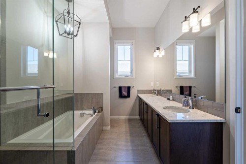 80 Mahogany Gardens Se, Calgary, AB - Indoor Photo Showing Bathroom