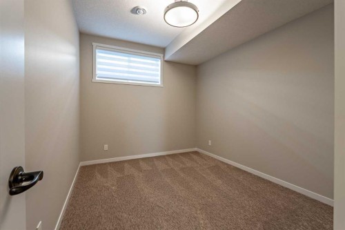 80 Mahogany Gardens Se, Calgary, AB - Indoor Photo Showing Other Room