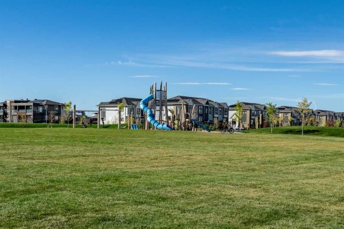 80 Mahogany Gardens Se, Calgary, AB - Outdoor