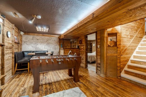 3124 14 Street Nw, Calgary, AB - Indoor Photo Showing Other Room