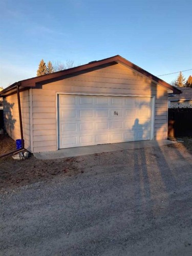 84 Waterloo Drive Sw, Calgary, AB - Outdoor