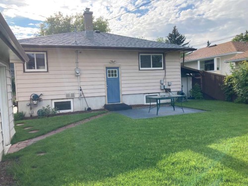 84 Waterloo Drive Sw, Calgary, AB - Outdoor