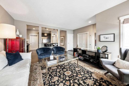 78 Ypres Green Sw, Calgary, AB - Indoor Photo Showing Living Room