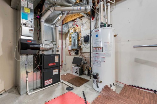 8487 Saddlebrook Drive Ne, Calgary, AB - Indoor Photo Showing Basement