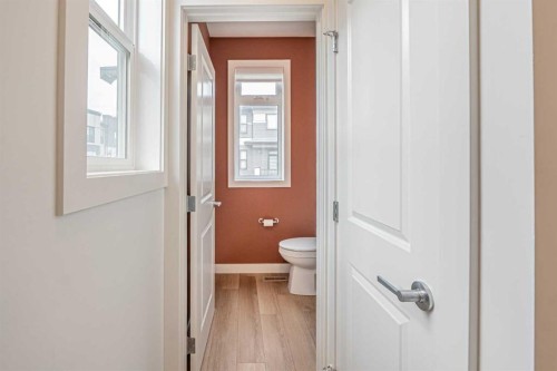 101-550 Seton Circle Se, Calgary, AB - Indoor Photo Showing Bathroom