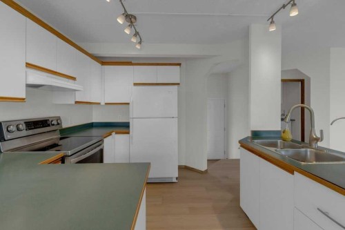 9473 Hidden Valley Drive Nw, Calgary, AB 