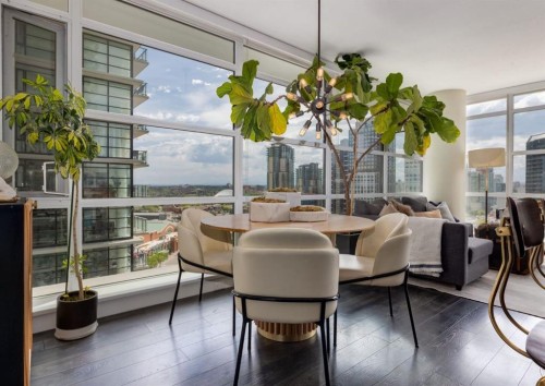 1607-1122 3 Street Se, Calgary, AB - Indoor Photo Showing Dining Room
