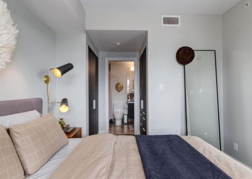 1607-1122 3 Street Se, Calgary, AB - Indoor Photo Showing Bedroom