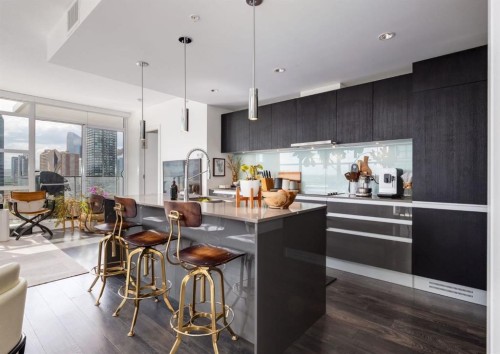 1607-1122 3 Street Se, Calgary, AB - Indoor Photo Showing Kitchen With Upgraded Kitchen