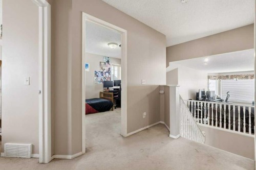 75 Somerset Manor Sw, Calgary, AB - Indoor