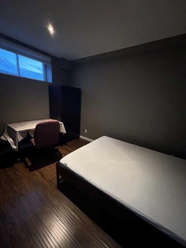 112 Aspen Hills Close Sw, Calgary, AB 