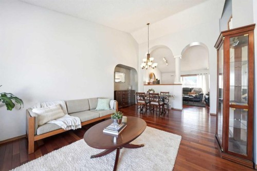 263 Coral Keys Drive Ne, Calgary, AB - Indoor Photo Showing Living Room
