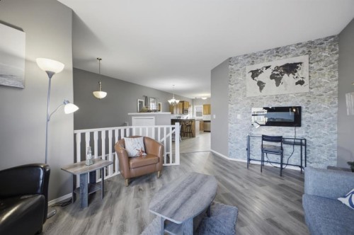 8 Horne Close, Sylvan Lake, AB 