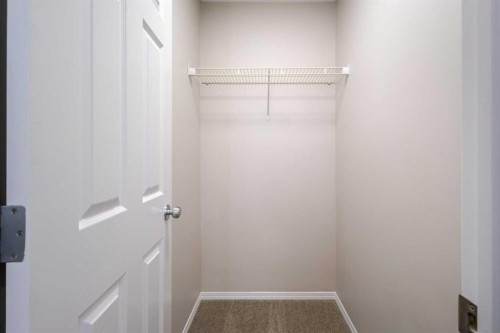 187 Elgin Way Se, Calgary, AB - Indoor With Storage